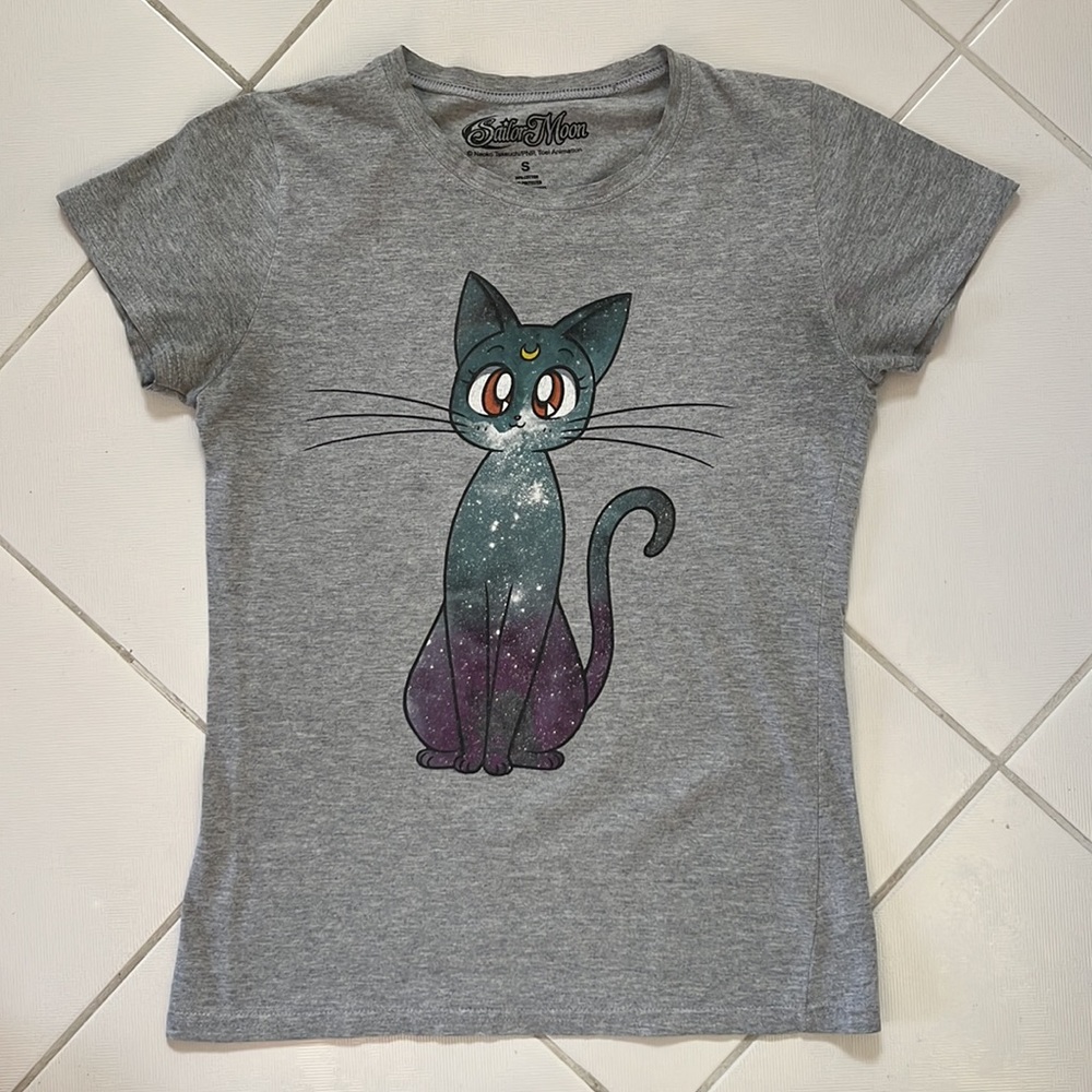 Sailor Moon’s Luna cat t-shirt